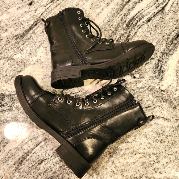 nwot FREE REIGN Black Vegan COMBAT BOOTS SIZE 7M - Picture 1 of 13